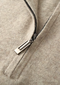 Suéter de lana de punto con media cremallera