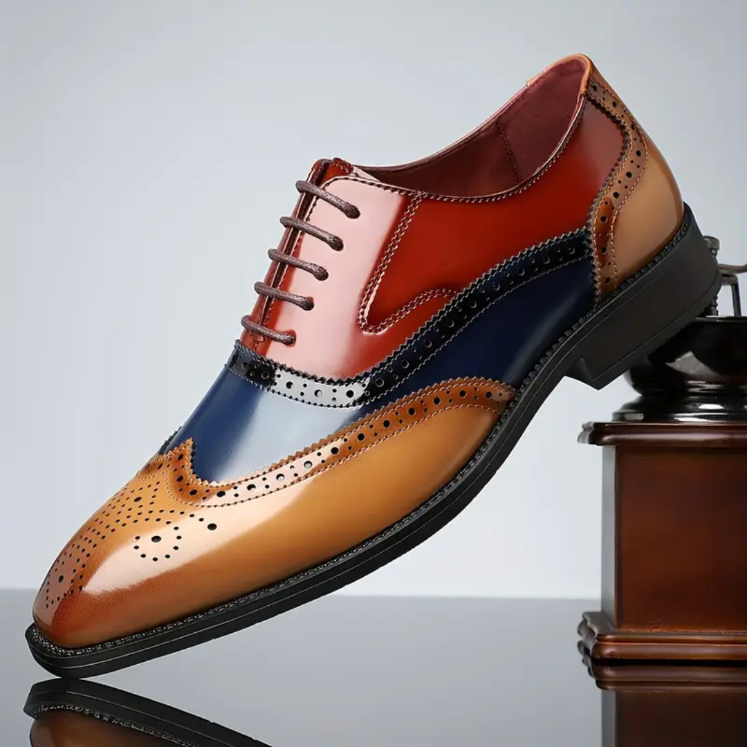 Zapatos Oxford elegantes con perforaciones