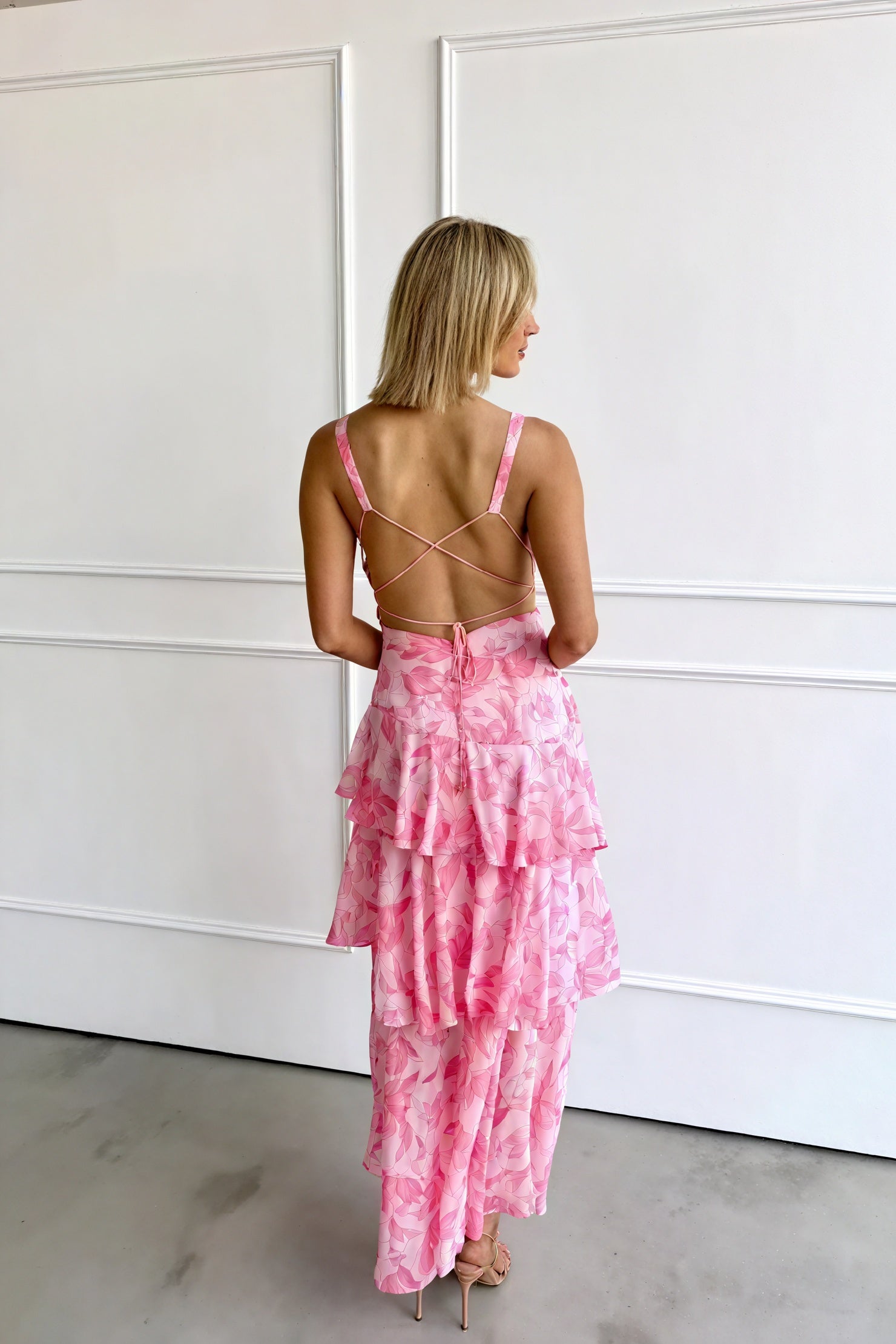 Robe à Imprimé Floral et Décolleté Plongeant