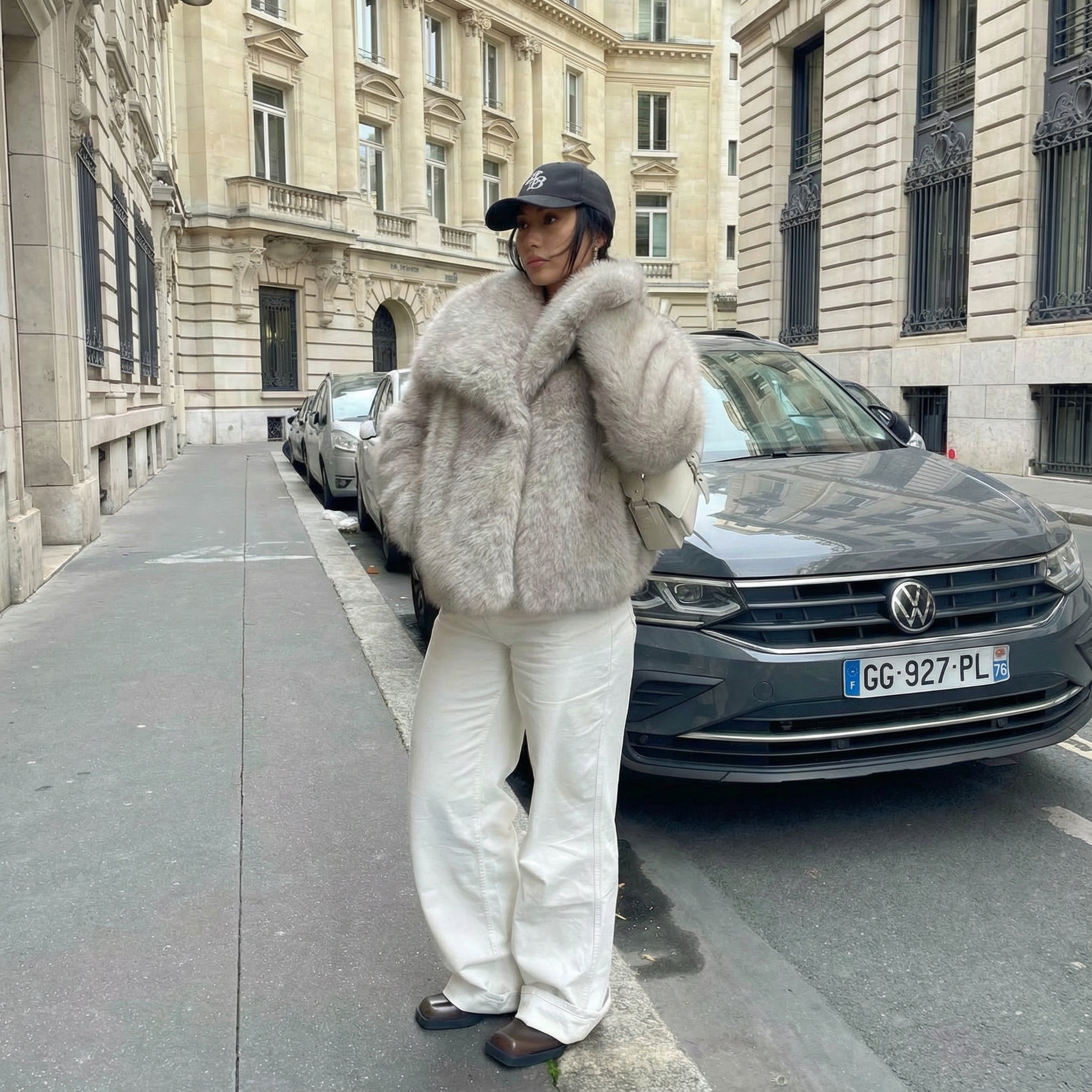 VICTORIA™ | Abrigo de pelo sintético