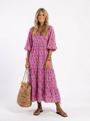 Mercedes | Robe midi imprimée avec manches trois-quarts et décolleté en V