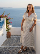 Asunción | Robe midi à encolure en V, manches courtes et taille croisée