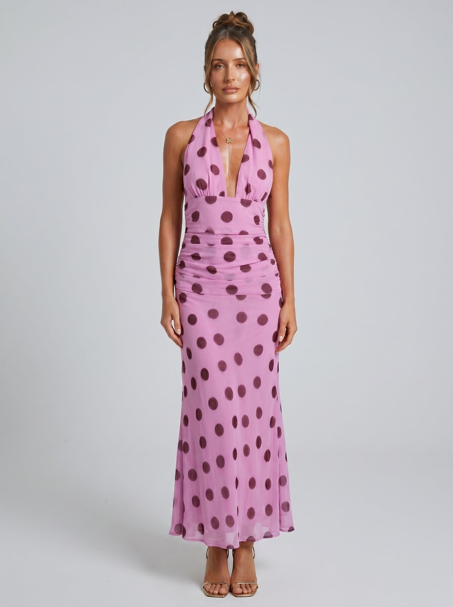 Robe longue dos nu à pois avec lien à la taille