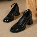 Celeste™ | Tacones de charol con correa