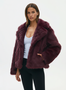 Victoria™ | Abrigo de pelo sintético