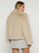 Victoria™ | Abrigo de pelo sintético