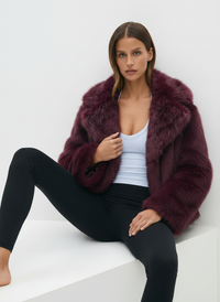 Victoria™ | Abrigo de pelo sintético